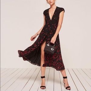 Reformation Carnina Wrap Dress Size M